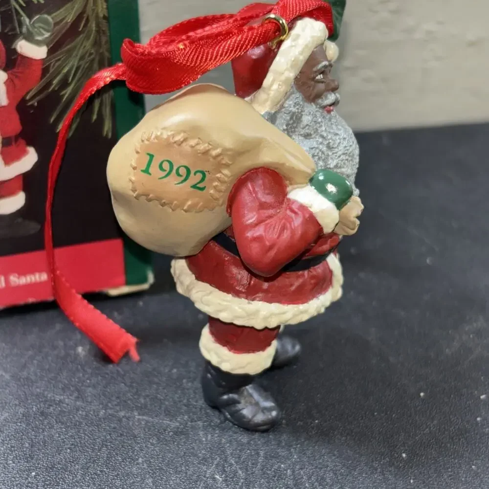 Vtg Hallmark Keepsake Ornament: Cheerful Claus Vintage 1992